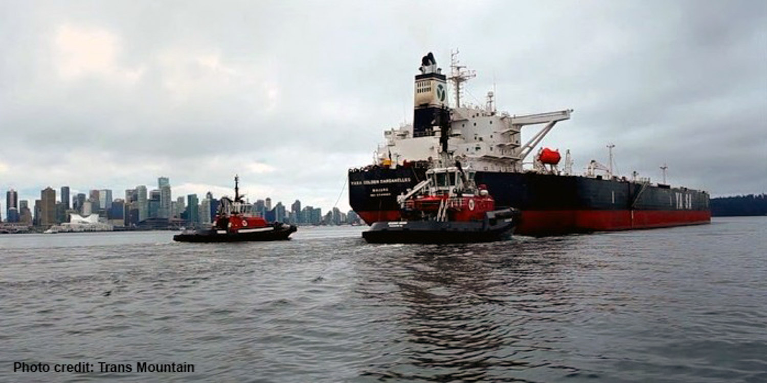 Operational Wave Forecast Platform for Tug Logistics in the Salish Sea